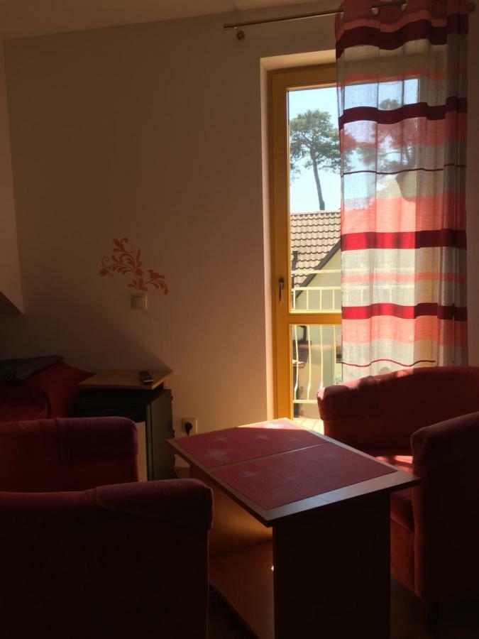 Apartamento Dom Przy Plazy Dziwnówek Exterior foto